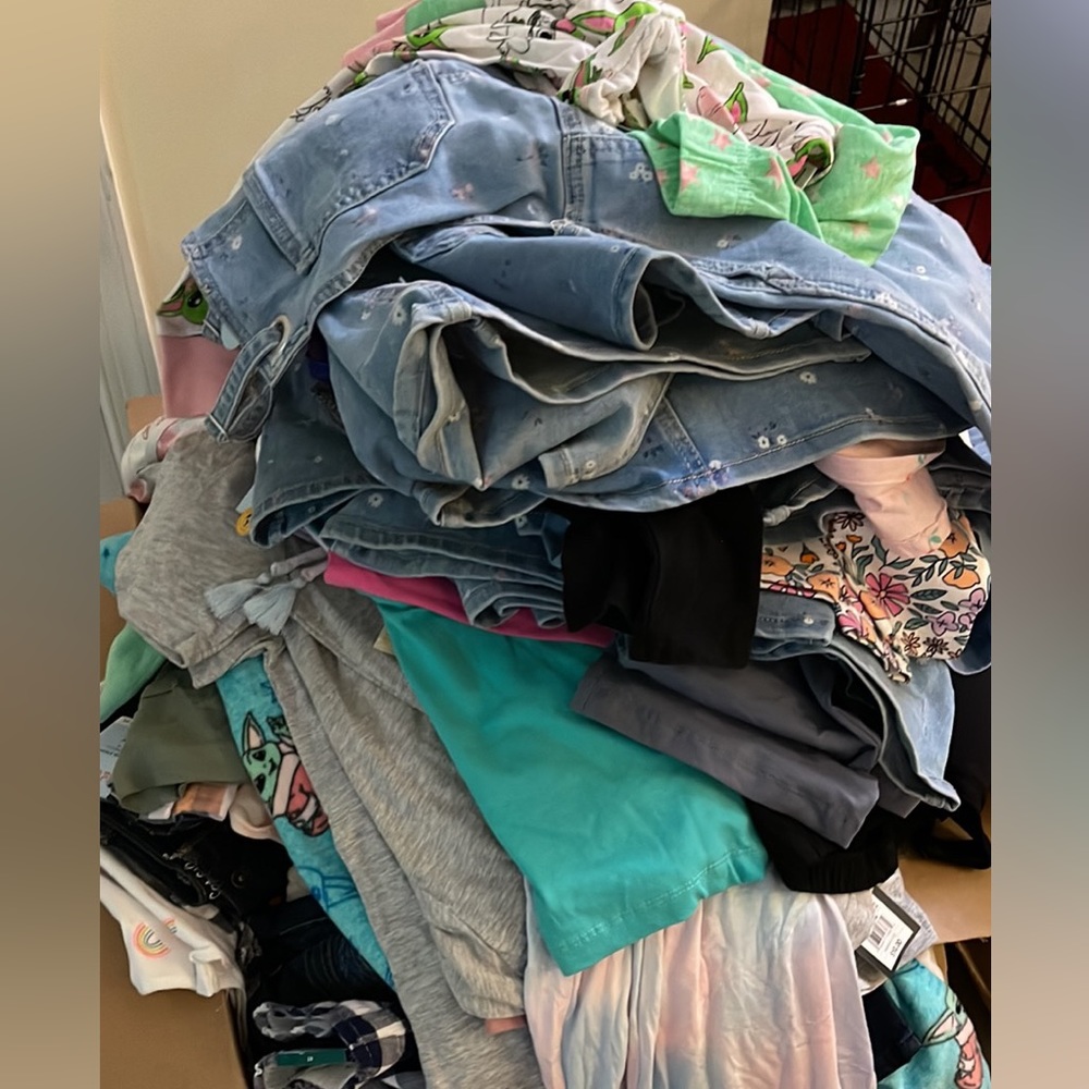 Bundle of girl’s clothing from baby until 5T NEW